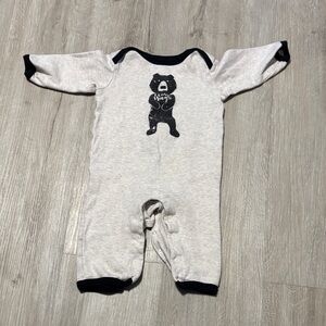 Yoga Sprout Cozy Gray Bear Print Kids Footie